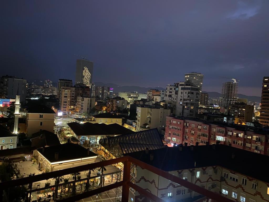 @Bazaar2 Leilighet Tiranë Eksteriør bilde